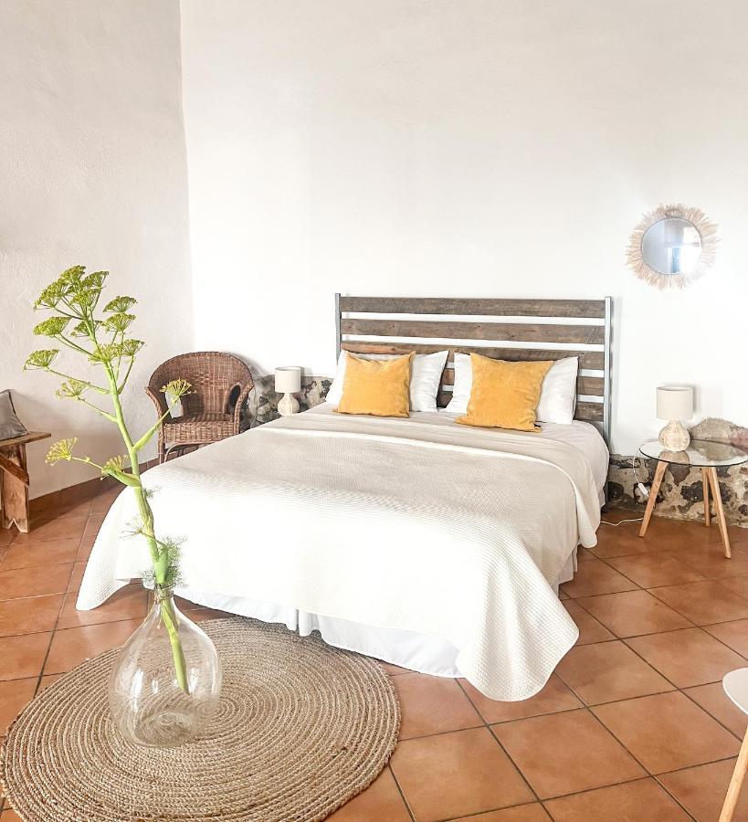 Is Scabas Guestrooms * Solarussa